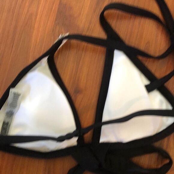 NWT Victoria’s Secret PINK Rose pink, and black strap. Floral bathing suit top - Picture 4 of 4